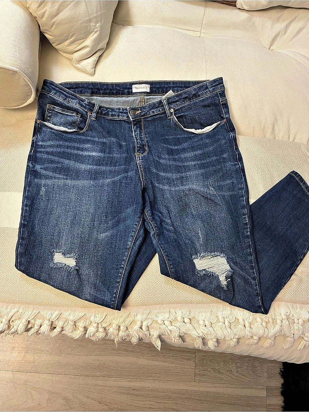 Jegging Distressed Skinny Jeans in Blue Size 3XL